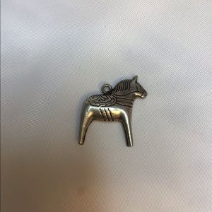 VINTAGE SOLID STERLING SILVER HORSE PENDANT